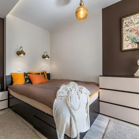 Do Parku Zdrojowego 1 Krok アパート *